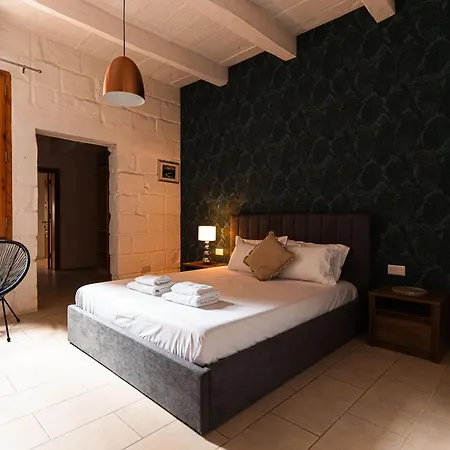 5 At Palazzo Seraphim Boutique Living In St Julians *