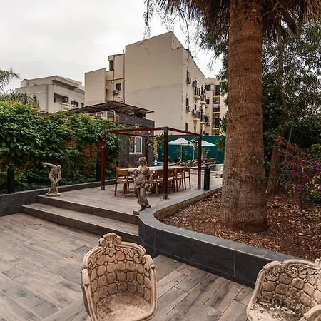 5 At Palazzo Seraphim Boutique Living In St Julians Guest house *