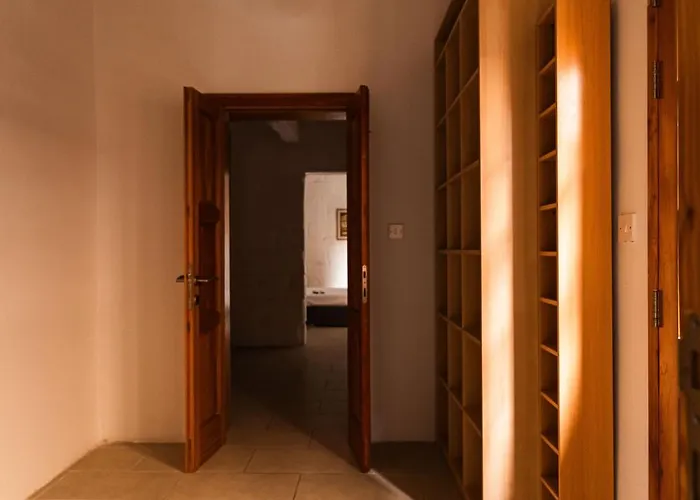 5 At Palazzo Seraphim Boutique Living In St Julians 3*