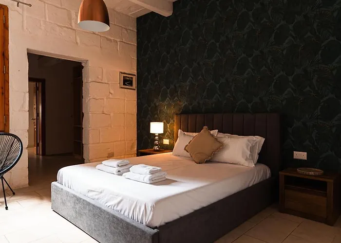 5 At Palazzo Seraphim Boutique Living In St Julians 3*