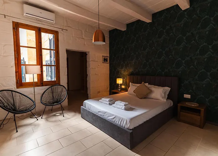 5 At Palazzo Seraphim Boutique Living In St Julians Vendégház