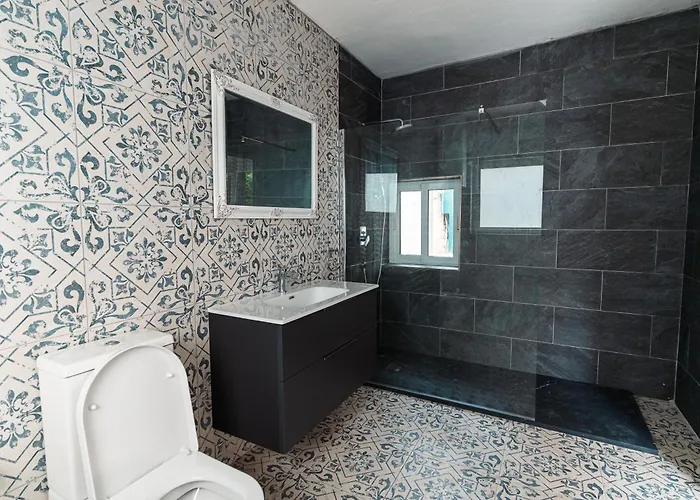 בית הארחה 5 At Palazzo Seraphim Boutique Living In St Julians